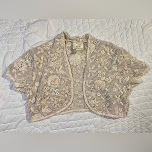 Maeve One Size Cream Floral crochet mini shrug (with discoloration)
